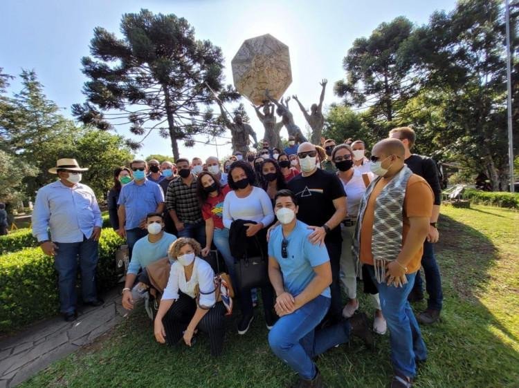 Coordenadores de Núcleos da Sicredi Biomas realizam visita técnica na Rota do Cooperativismo